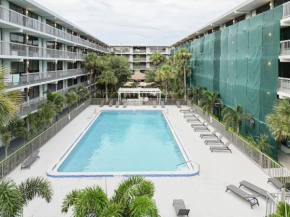 Delightful 1BR Condo Next to Disney With Lake view